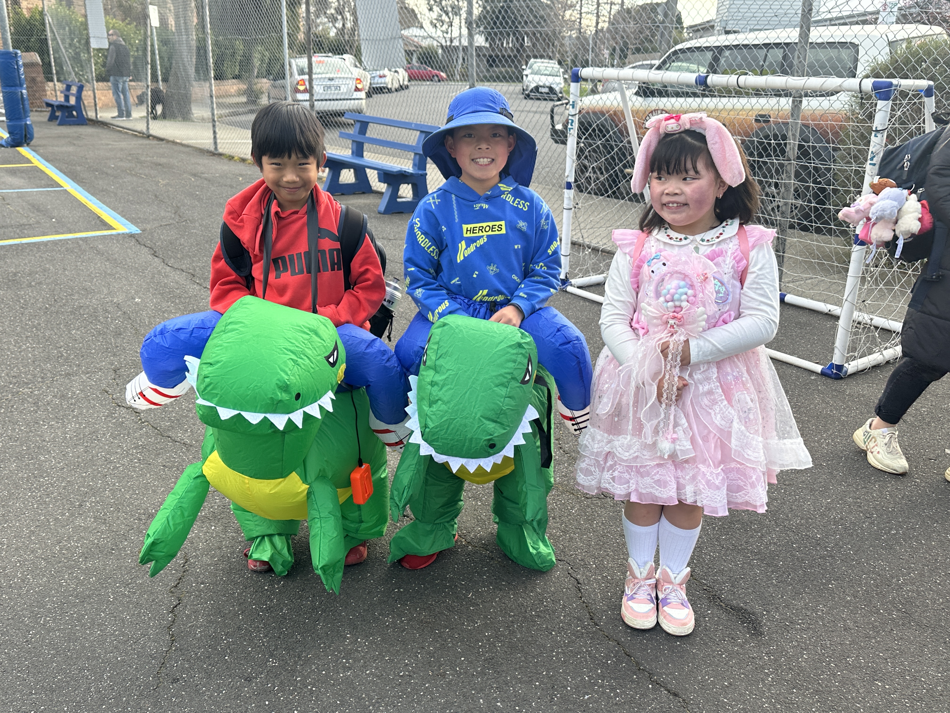 /uploaded_files/media/gallery/17562645812025 book week (31).JPG